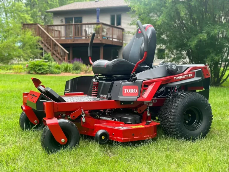 Zero-turn mower